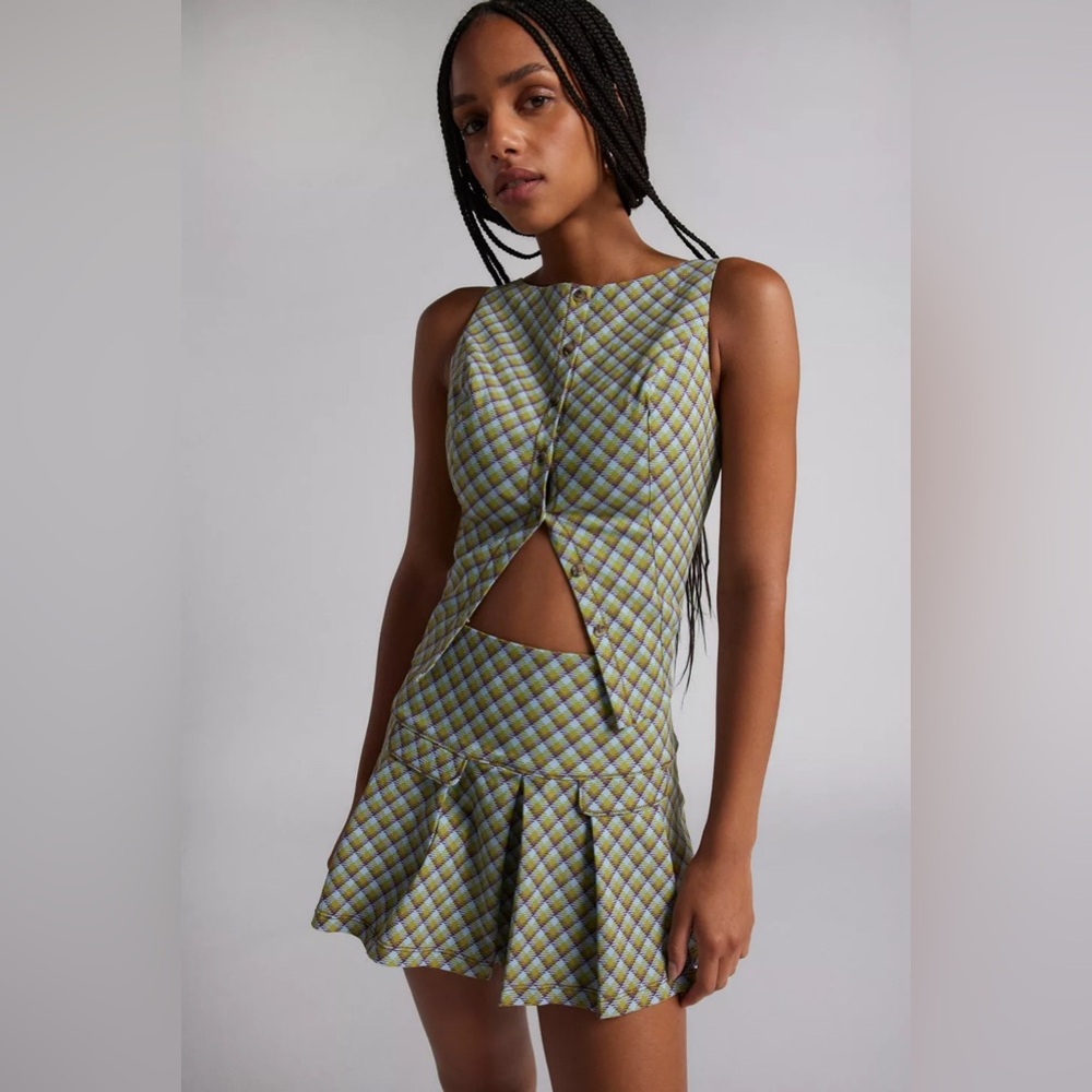 UO - Kimchi Blue | Kimchi Blue Raquel Crop Vest Top & Pleated Mini Skirt Set